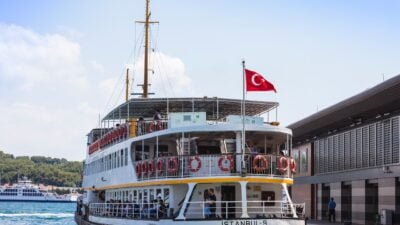 İstanbul’da güzel bir hava ve feribot keyfi