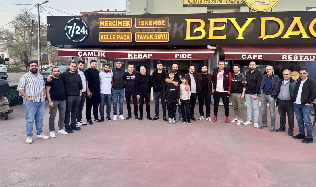 Malatyaspor Taraftarları İftarda Bir Araya Geldi Süper Lig İçin Dua Edildi