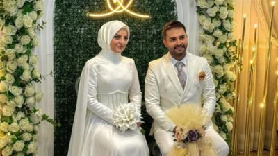 Sunucu Kadir Ezildi'nin doktor babası Mehmet Ezildi, yıllar sonra sessizliğini