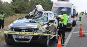 kayseri malatya yolu feci kaza 2 kizkardes oldu 999 x 535
