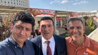 Ali Aladağ…:Malatya Olay…:
Köln Malatyalılar Derneği Başkanı Hidayet Yiğit ve Yönetim