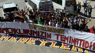 Ali Aladağ…:Malatya Olay…:
Çılgın Malatyalılar…Onlar Derebeyleri…Yıl boyu il il gezerler…Çokluklara göğüs