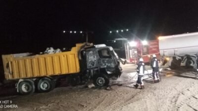 Malatya'nın İkizce Mahallesi'ndeki TOKİ Deprem Konutları şantiyesinde büyük bir araç