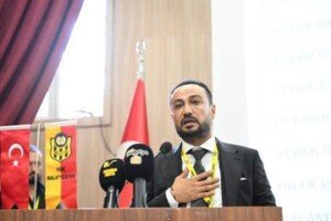 YENİ MALATYASPOR LİGDE ÇEKİLMEK İÇİN... 2 12AQLQ1k