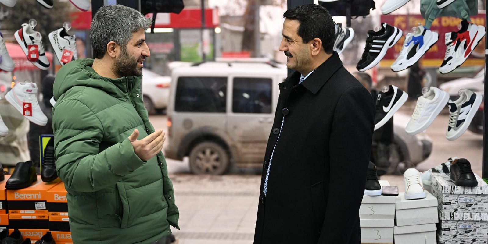 Başkan Taşkın’dan İnönü Caddesi Esnafına Ziyaret ve Destek Sözü 4 Başkan Taşkın’dan İnönü Caddesi Esnafına Ziyaret ve Destek Sözü 3