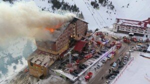 kartalkaya otel yangini