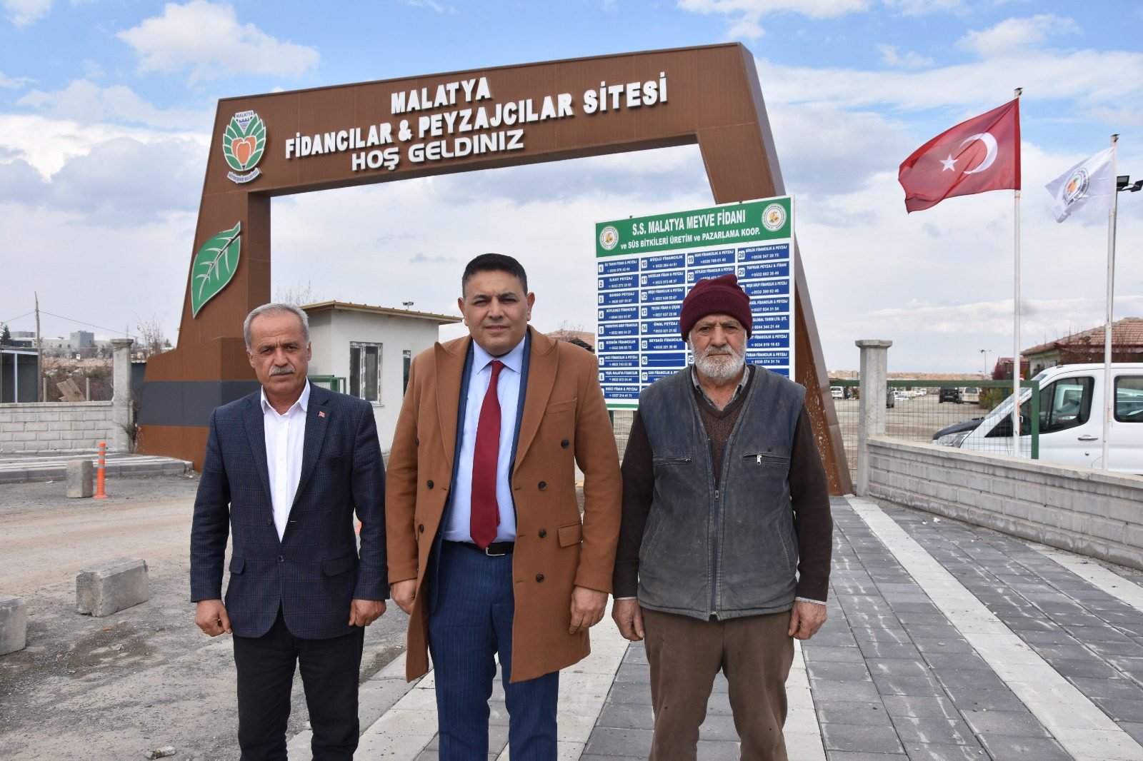 Ali Aladağ…:Malatya Olay…:
Malatya Fidancılar ve Peyzajcılar Sitesi'ni ziyaret eden MTSO