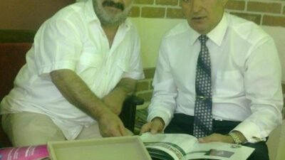 Ali Aladağ…:Malatya Olay…:
Ünlü Türkücü Kahtalı Mıçe, bağırsaklarındaki kitleler nedeniyle bir