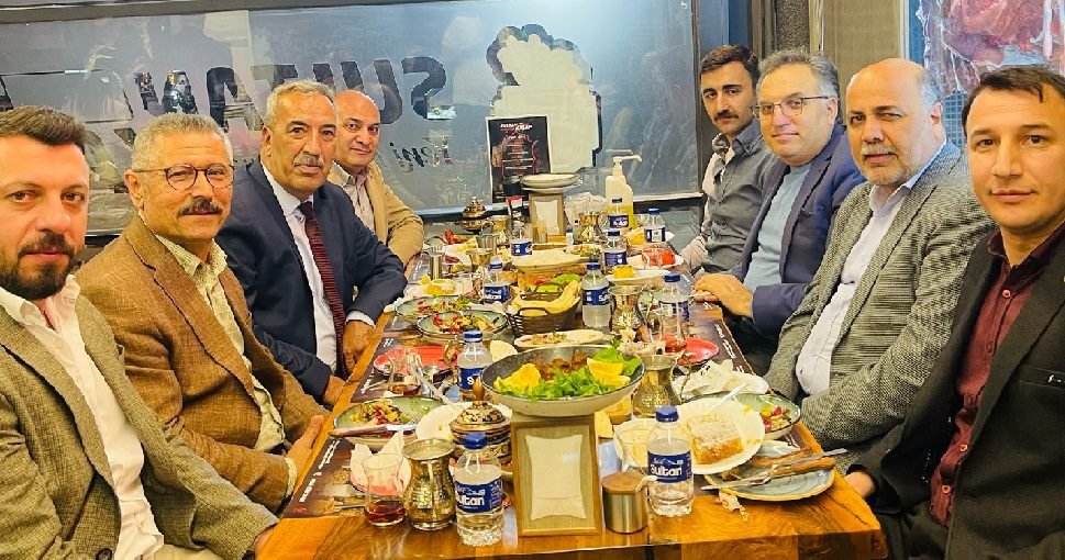 Ali Aladağ…:Malatya Olay…:
Gaziantep’de bir çok alanda etkin çalışmaları ve yatırımları