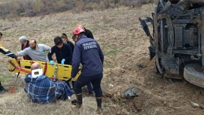 Ali Aladağ…:Malatya Olay…:
Son dakika…Sıcak haber…Malatya’da devrilen Tır’ın sürücüsü yaralandı. Yaralı