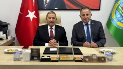Ali Aladağ…:Malatya Olay...:
Malatya’da meydana gelen don afetinden sonra çiftçileri  dolaşan