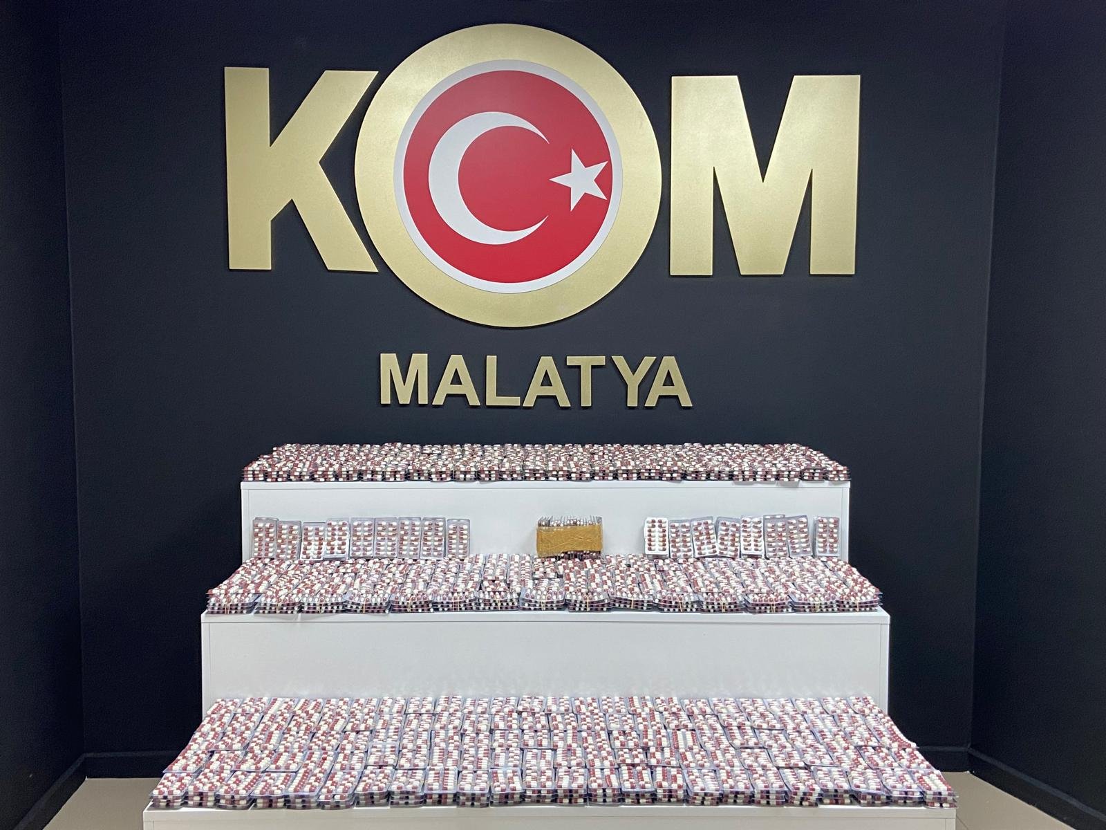 Ali Aladağ…:Malatya Olay…:
Son dakika...Sıcak haber…Uyuşturucuya geçit yok...Malatya’da 2 ayrı uyuşturucu