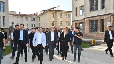 Ali Aladağ…:Malatya Olay…:
AK Parti Malatya Milletvekilleri İnanç Siraç Kara Ölmeztoprak,