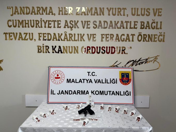 Ali Aladağ…:Malatya Olay…:
Son dakika...Sıcak haber...Malatya Valisi Seddar Yavuz, Jandarma timleri