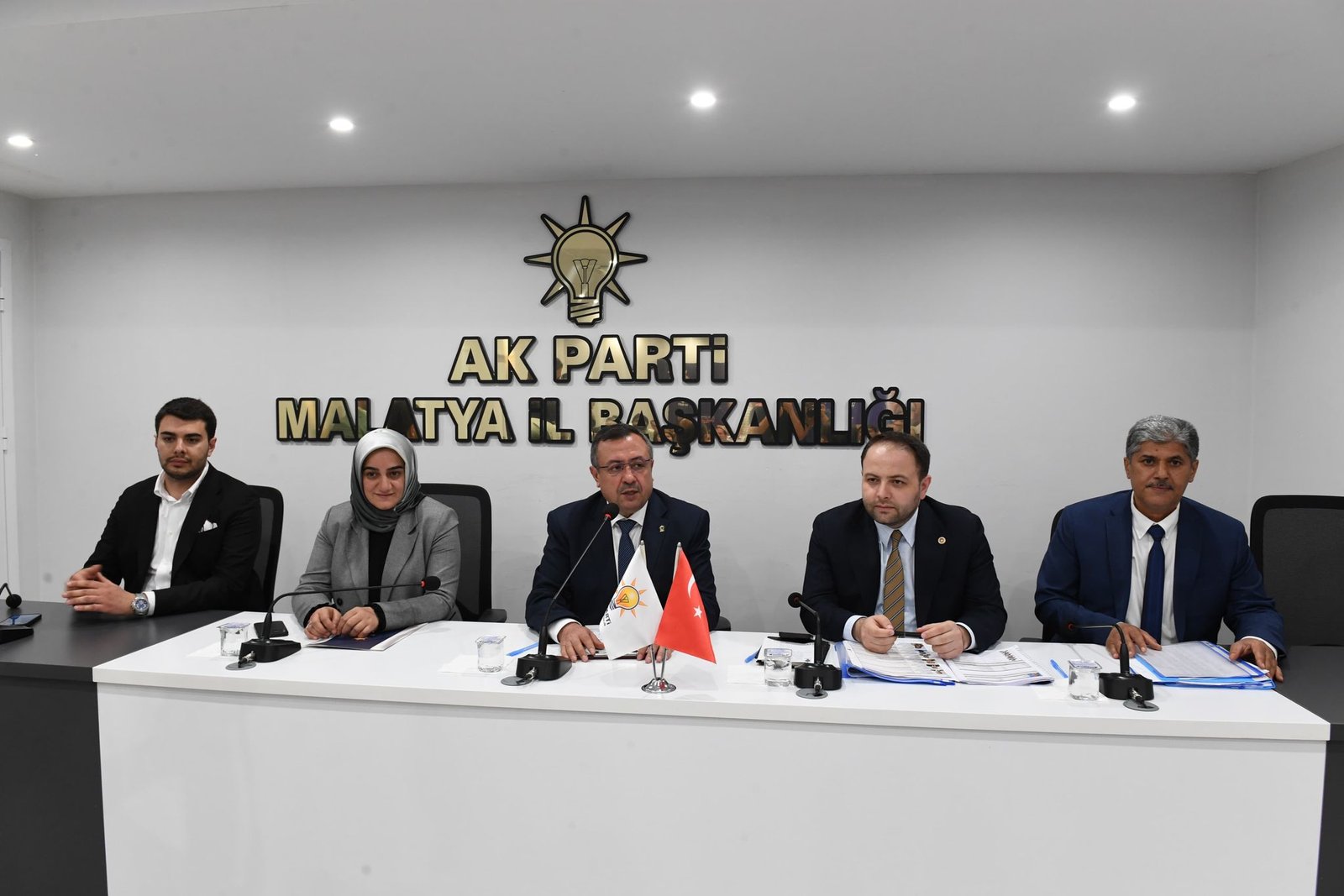 Uğur Hanbey Aladağ…:Malatya Olay Haber…:
AK Parti Malatya İl Başkanı Ali