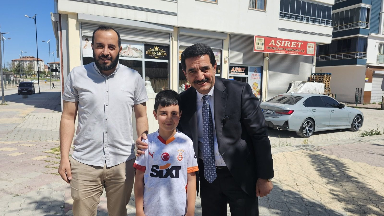 Çarşı Esnafıyla Buluşan Başkan Taşkın: “Çalışmalar Hızlı İlerliyor 4 Çarşı Esnafıyla Buluşan Başkan Taşkın: “Çalışmalar Hızlı İlerliyor 3