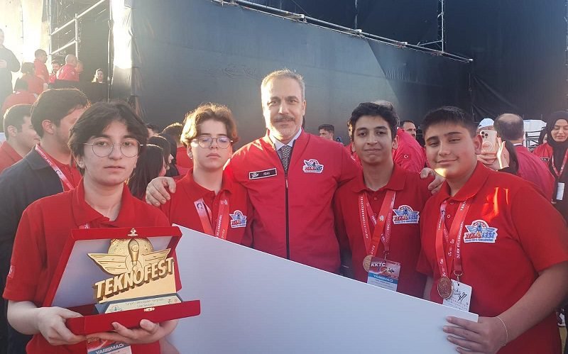 Uğur Hanbey Aladağ…:Malatya Olay Haber…:
Teknoloji ve inovasyonun kalbinin attığı Teknofest