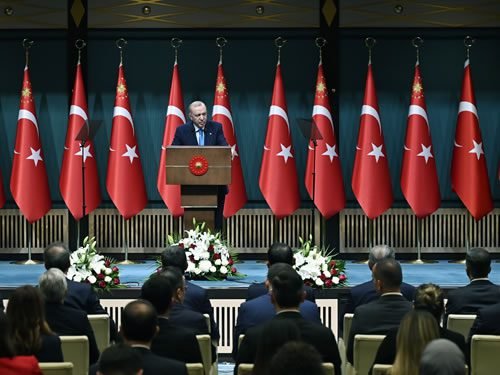 Ali Aladağ…: Malatya Olay Haber…:
Cumhurbaşkanı Recep Tayyip Erdoğan, Cumhurbaşkanlığı Kabinesi