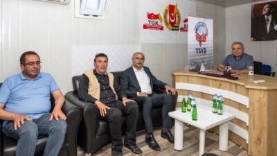 Uğur Hanbey Aladağ…:Malatya Olay Haber…:
Malatya Büyükşehir Belediye Başkanı Sami Er,