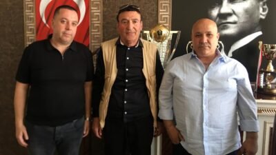 Ali Aladağ…:Malatya Olay Haber…:
Yeni Malatyaspor Başkanı Haşim Karadağ, bir bir