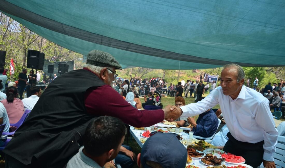 Uğur Hanbey Aladağ…:Malatya Olay Haber…:
Arguvan Atmalılar Sosyal Yardımlaşma ve Dayanışma