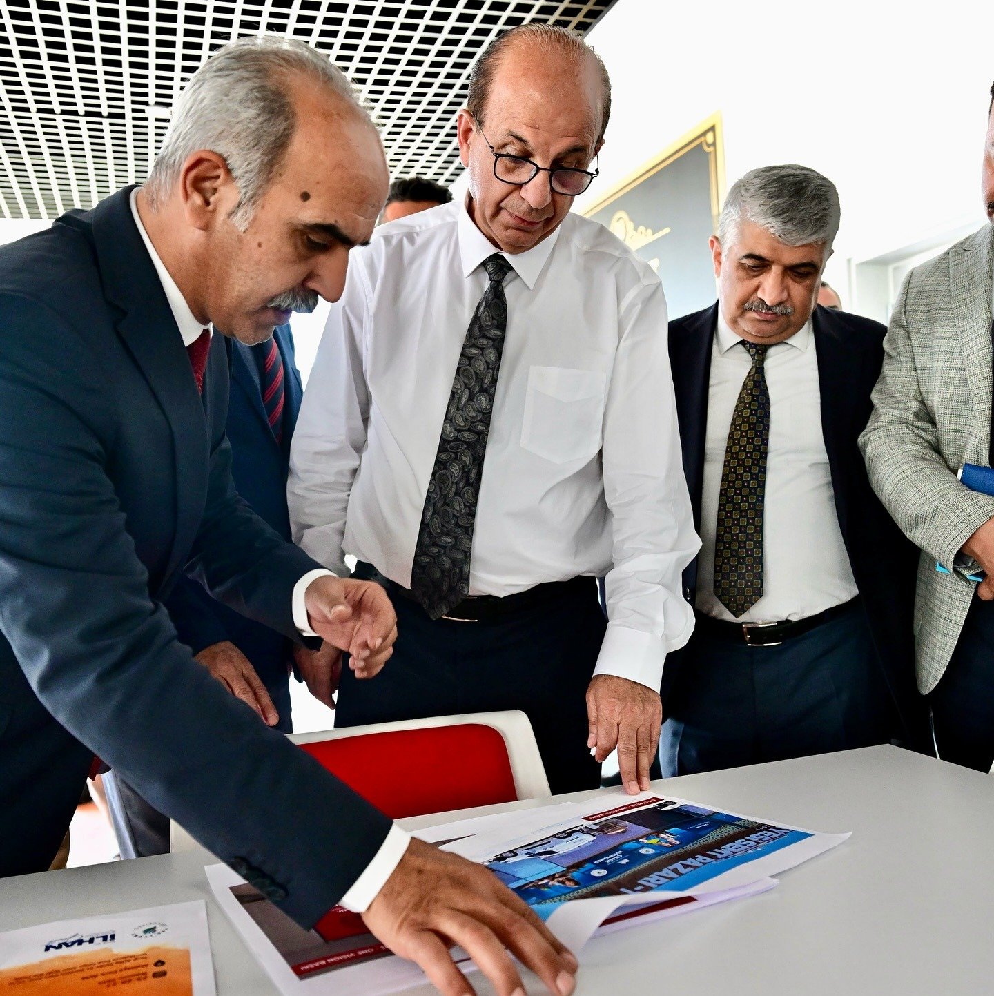 Uğur Hanbey Aladağ…:
Malatya Yeşilyurt Çilesiz’e Kütüphane…Belediye başkan Geçit, ‘Çilesiz kütüphanesi’