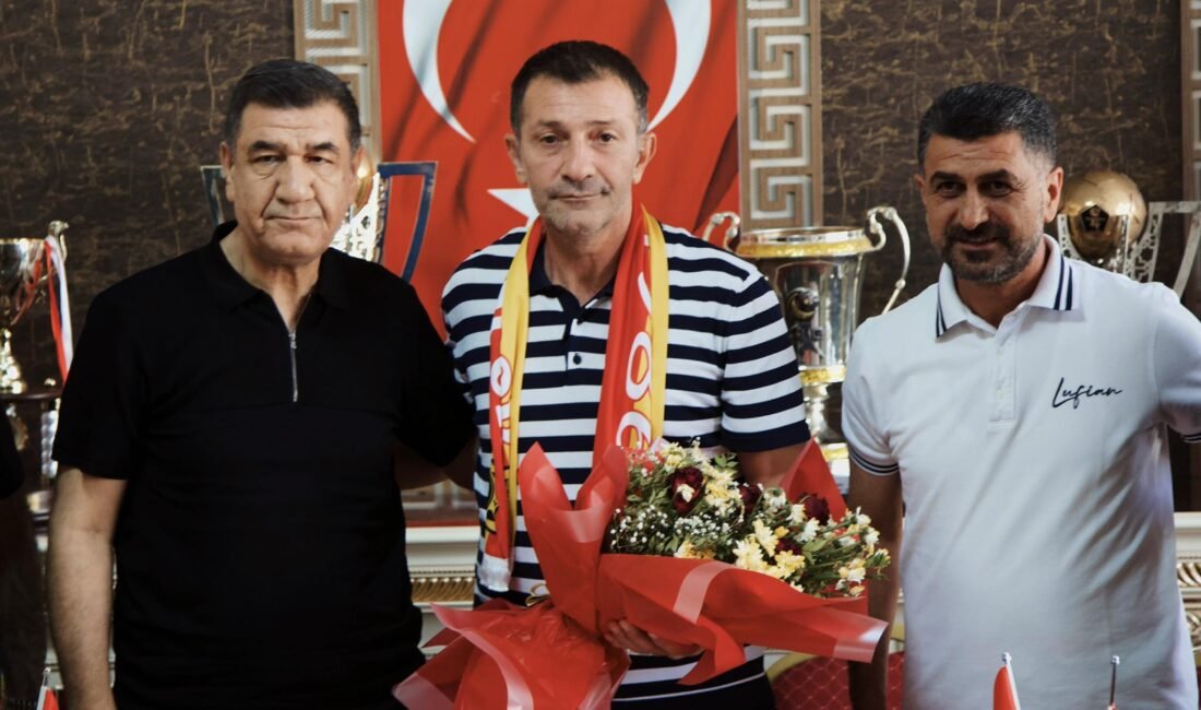 Ali Aladağ…:Malatya Olay Haber…:
Teknik Direktör Cafer Aydın, Yeniden Yeni Malatyaspor’da…Yeni