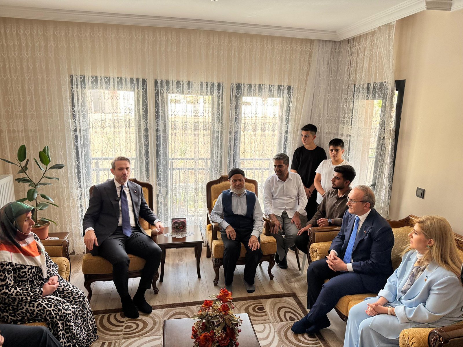 Ali Aladağ…:Malatya Olay Haber…:
Enerji ve Tabii Kaynaklar Bakanı Alparslan Bayraktar