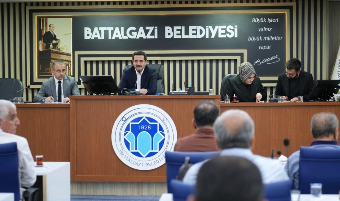 Uğur Hanbey Aladağ…:Malatya Olay Haber…:
Battalgazi Belediye Meclisi, Ağustos ayı olağan