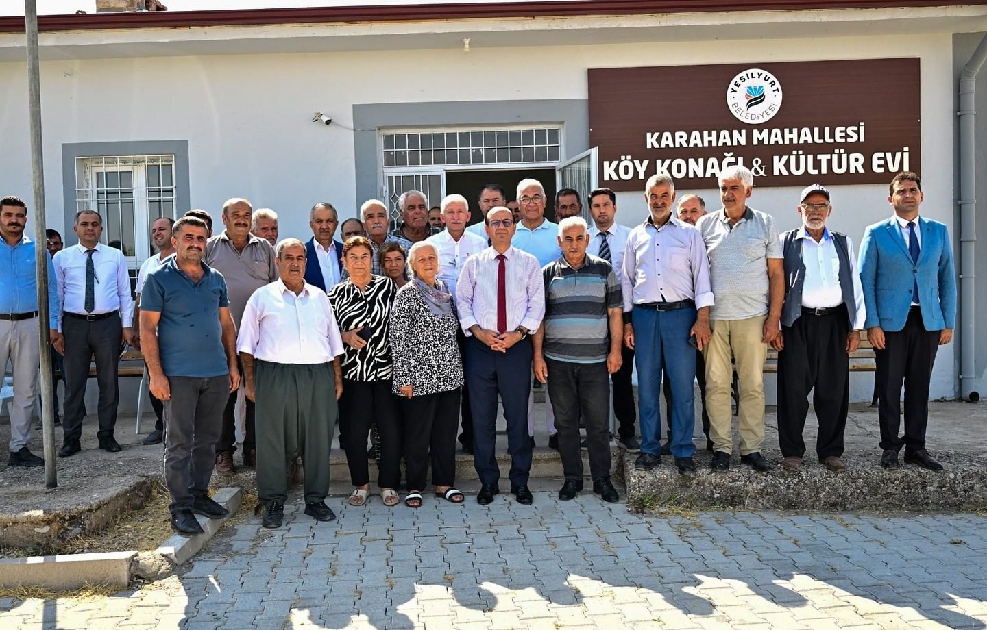 Ali Aladağ…:Malatya Olay Haber…:
Yeşilyurt Belediye Başkanı Prof. Dr. İlhan Geçit,