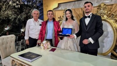 Ali Aladağ…:Malatya Olay Haber…:
Pütürge Belediyesi Basın ofisinden görevli Hilal ile