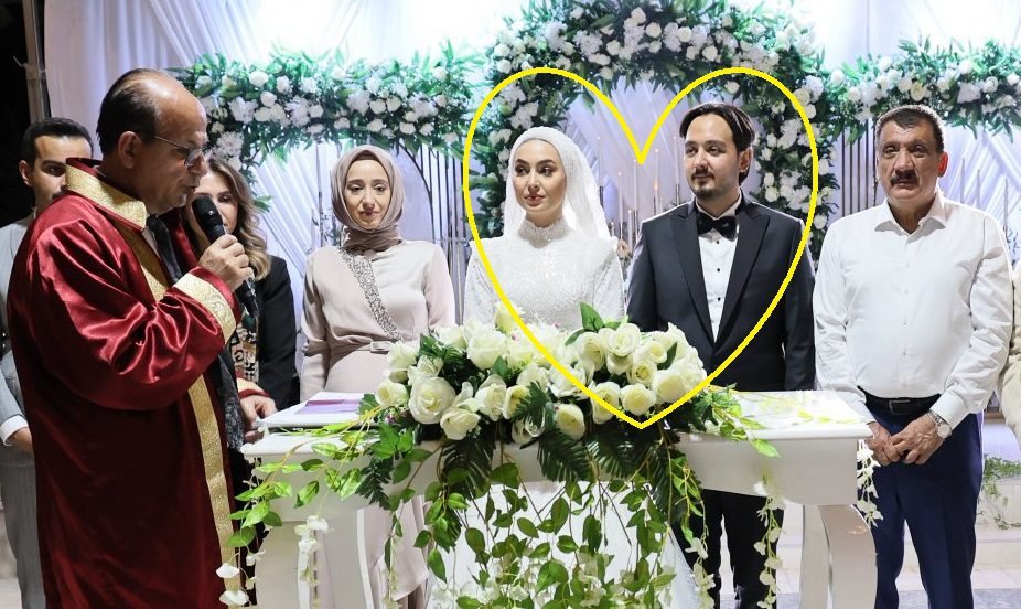 Ali Aladağ…:Malatya Olay Haber…:
Yılın düğünğne yoğun katılım oldu…Malatya’ya hizmetleriyle emeği