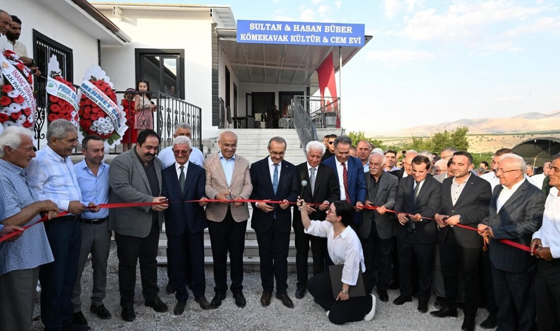 İzzettin Çiçek...:Malatya Olay Haber…:
Kömekavak'ta tarihi bir gün yaşandı...Malatya’nın Akçadağ ilçesine