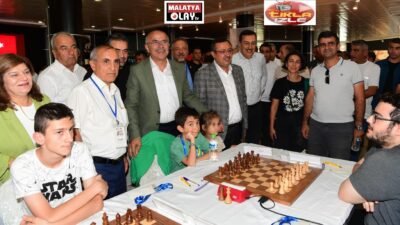 Ali Aladağ…: Malatya Olay Haber…:
Malatya Uluslararası Satranç turnuvası ile şenlendi...25-29