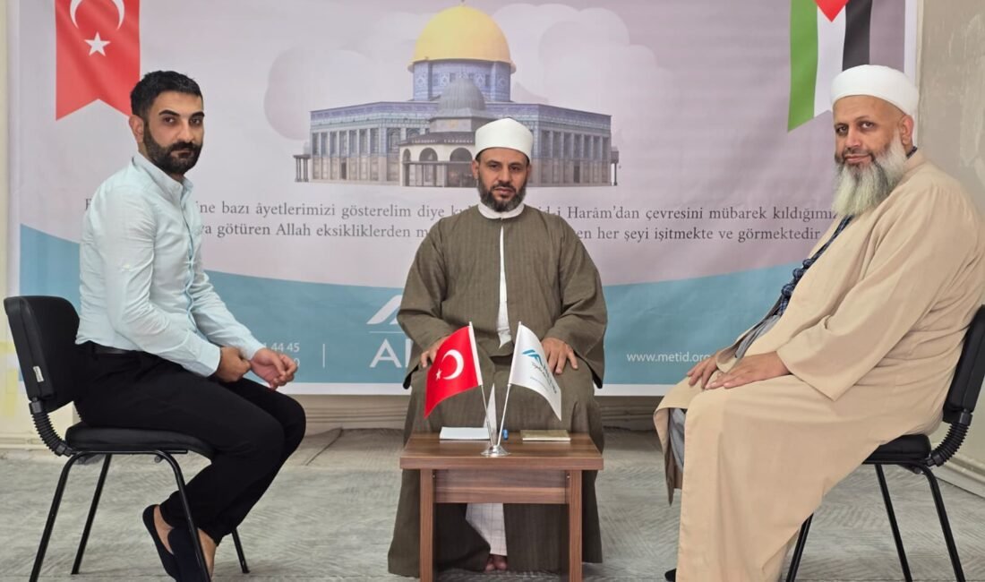 Malatya’da Manevi Bir Buluşma Abdulhamid Duvarcı…: Malatya Olay Haber…:
Gündem özel haber…Mevlid-i Nebi Vesilesiyle Malatya’da