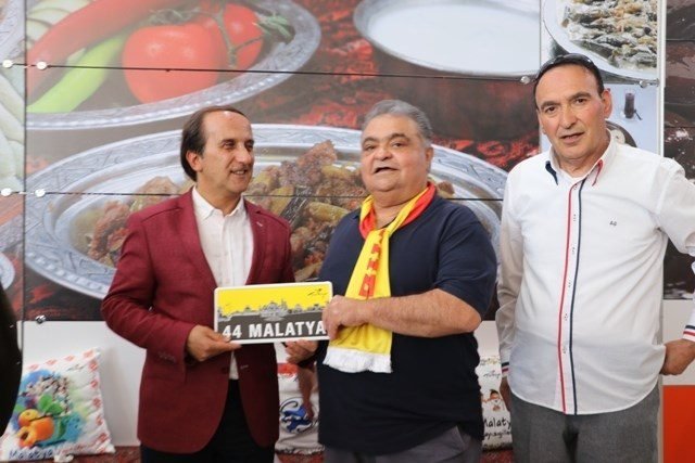 Ali Aladağ…: Malaya Olay Haber…:
Malatyalı Merhum Cumhurbaşkanı Turgut Özal'ın büyük