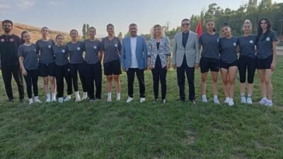 Uğur Hanbey Aladağ…:Malatya Olay Haber…:
Günün spor haberi…Malatya’yı Voleybol 2. Lig