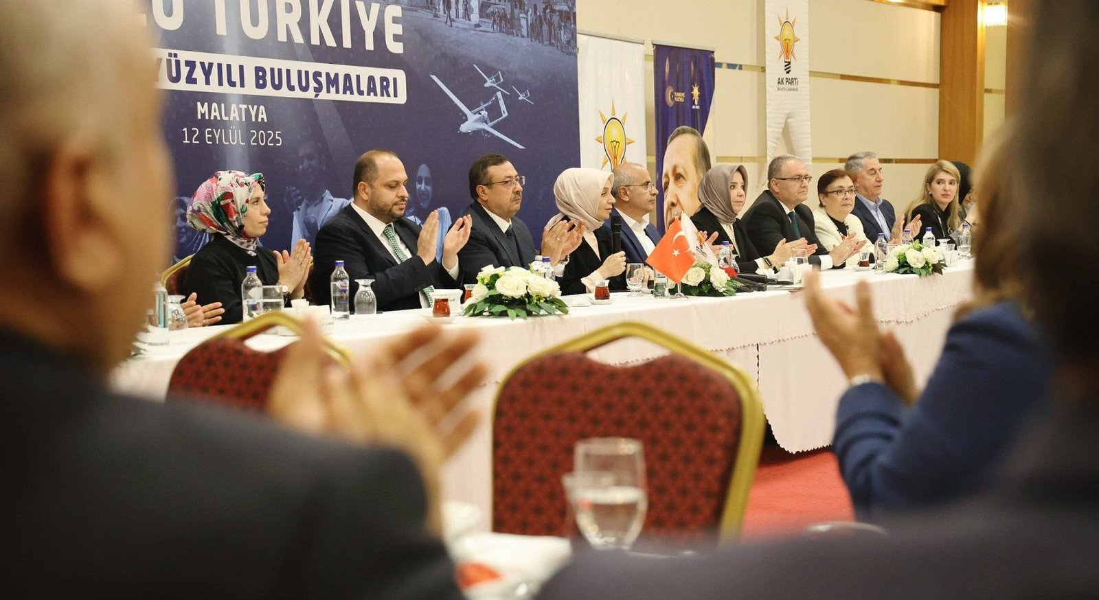 Ali Aladağ…: Malatya Olay Haber…:
Siyasette sıcak gelişme...Malatya’da gazetecilerle bir araya