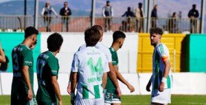 G1X0AUsWEAAVlRJ