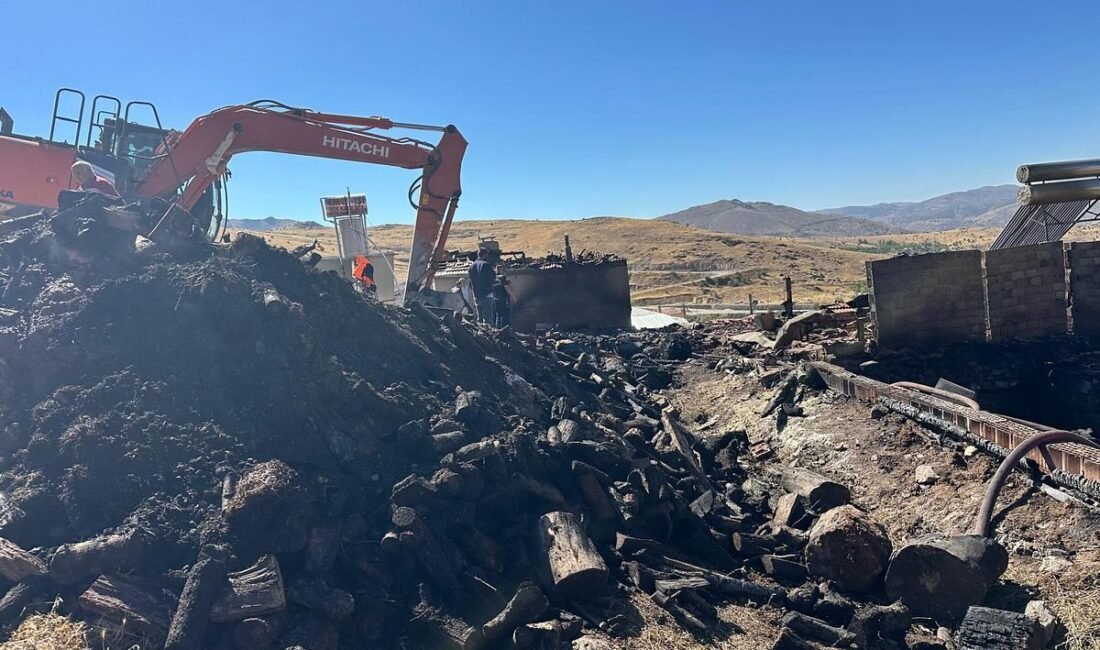 Ali Aladağ…: Malatya Olay Haber…:
Başkınık Mahallesin de yanan evlerin işte