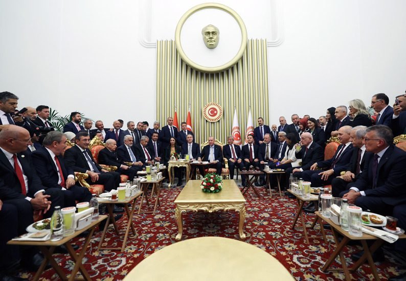 Ali Aladağ…: Malatya Olay Haber…:
Cumhurbaşkanı Recep Tayyip Erdoğan, TBMM Başkanı