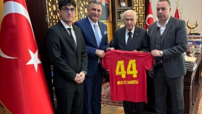 Ali Aladağ…: Malaya Olay Haber…:
Sporda günün öne çıkan haberi…Yeni Malatyaspor