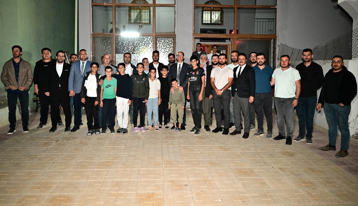 Uğur Hanbey Aladağ…:Malatya Olay Haber…:
Yeşilyurt Belediye Başkanı Prof. Dr. İlhan