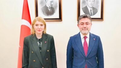 Ali Aladağ…: Malaya Olay Haber…:
Siyasetin öne çıkan haberi...Halkın Vekili AK