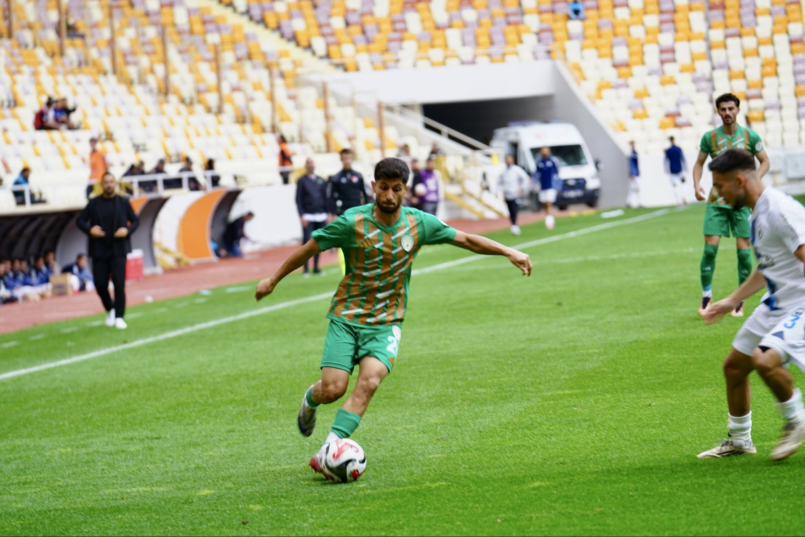 Ali Aladağ…: Malatya Olay Haber…:
Ev sahibi galibiyete hasret kaldı...Türkiye Futbol