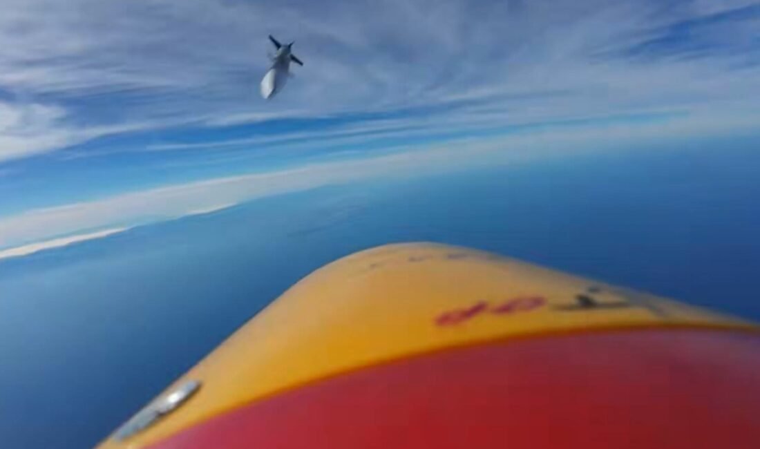 Ali Aladağ…:Malatya Olay Haber…:
Türkiye’nin ilk insansız savaş uçağı Bayraktar KIZILELMA,