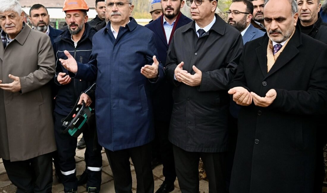 Ali Aladağ…:Malatya Olay Haber…:
Depremde yıkılan-hasar olan camiler de birer birer