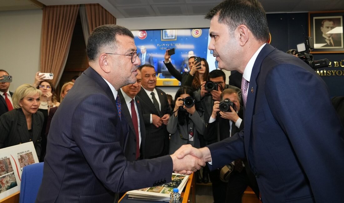 Ali Aladağ…: Malaya Olay Haber…:
Çevre, Şehircilik ve İklim Değişikliği Bakanı