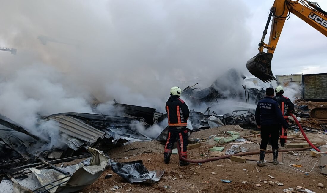 Ali Aladağ…: Malaya Olay Haber…:
Son dakika…Sıcak haber…Malatya’nın Yeşilyurt ilçesi sınırlarında