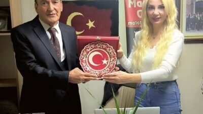 Ali Aladağ…: Malaya Olay Haber…:
Günün en anlamlı ziyareti...Malatya’nın Elvan’nı ziyaretimize